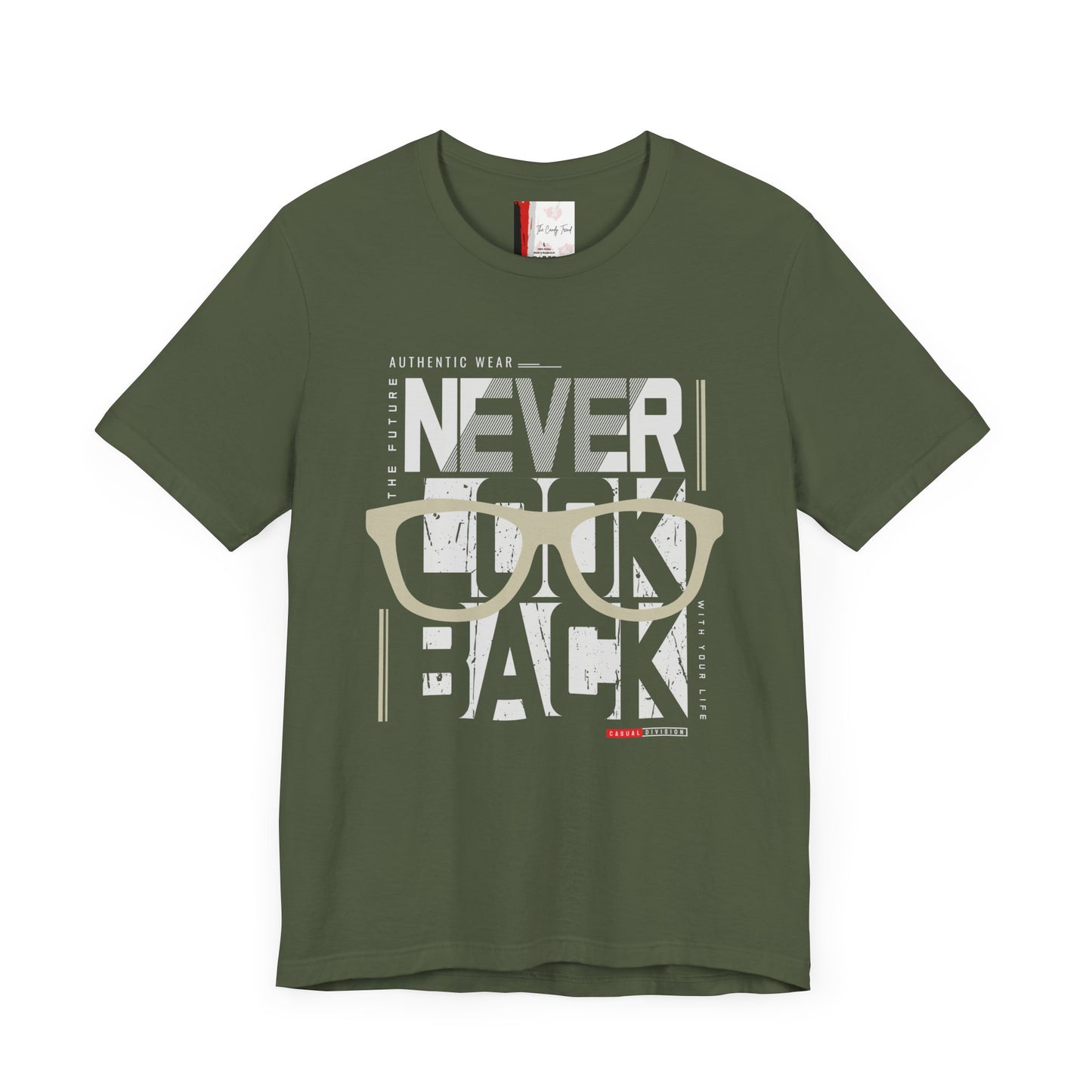NEVER LOOK BACK GRAPHIC T-SHIRT